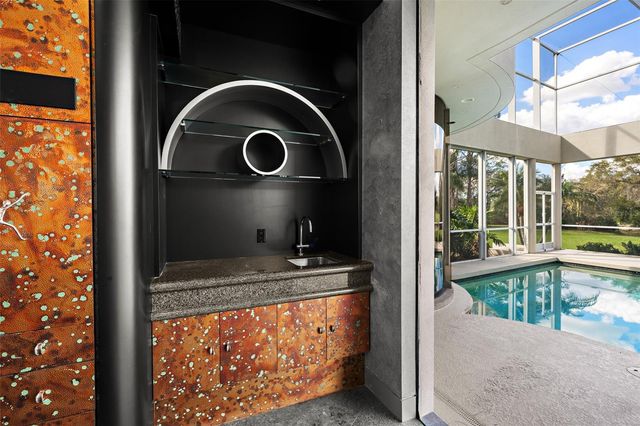 18713 PEPPER PIKE, Lutz, FL 33558