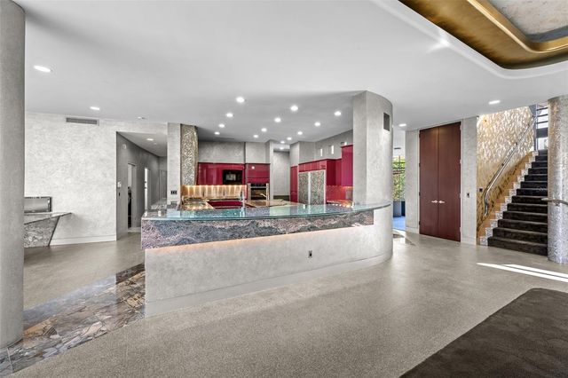 18713 PEPPER PIKE, Lutz, FL 33558