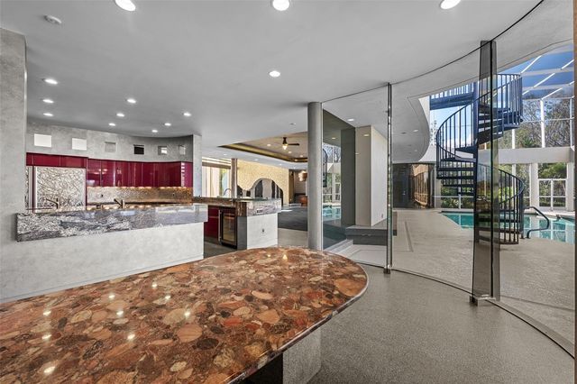 18713 PEPPER PIKE, Lutz, FL 33558