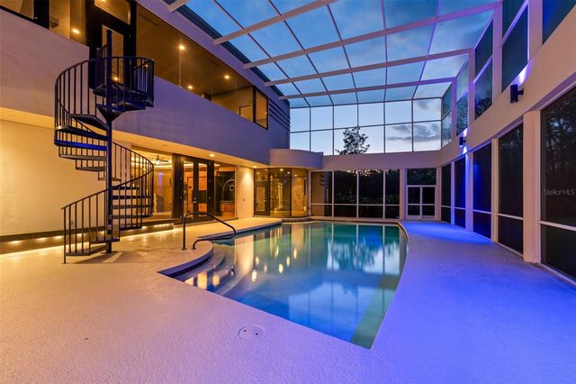 18713 PEPPER PIKE, Lutz, FL 33558