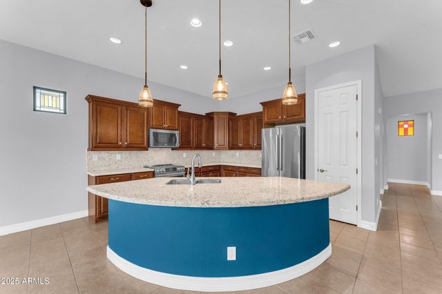 17900 W BRIARWOOD Drive, Goodyear, AZ 85338