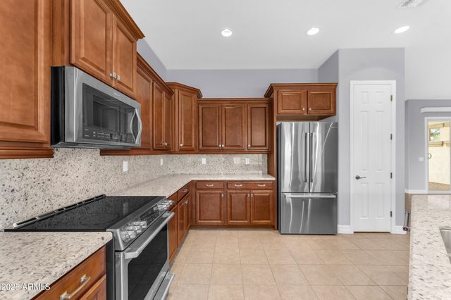 17900 W BRIARWOOD Drive, Goodyear, AZ 85338