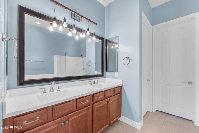 17900 W BRIARWOOD Drive, Goodyear, AZ 85338