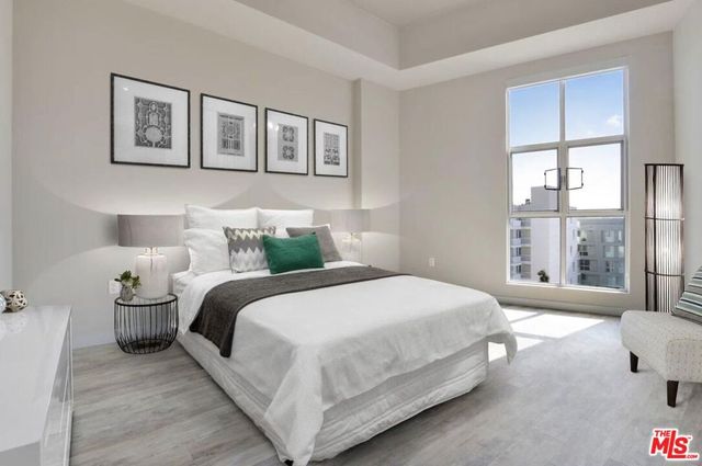 1249 S Grand Avenue 205, Los Angeles, CA 90015