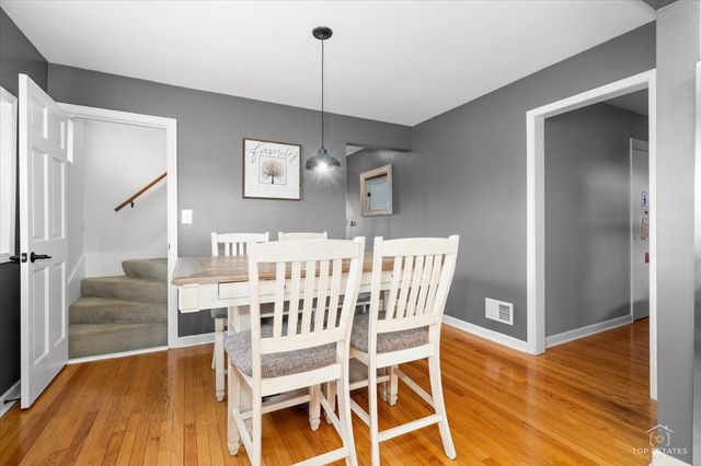 1337 Degener Avenue, Elmhurst, IL 60126