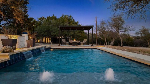 4018 Bee Creek RD, Spicewood, TX 78669