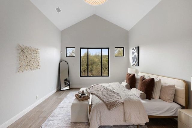 4018 Bee Creek RD, Spicewood, TX 78669