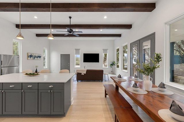 4018 Bee Creek RD, Spicewood, TX 78669