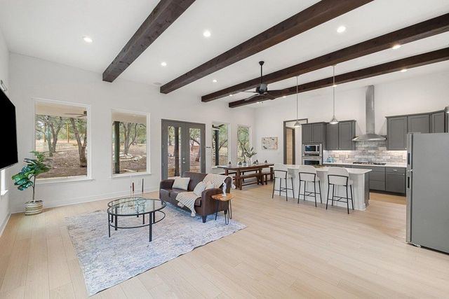 4018 Bee Creek RD, Spicewood, TX 78669