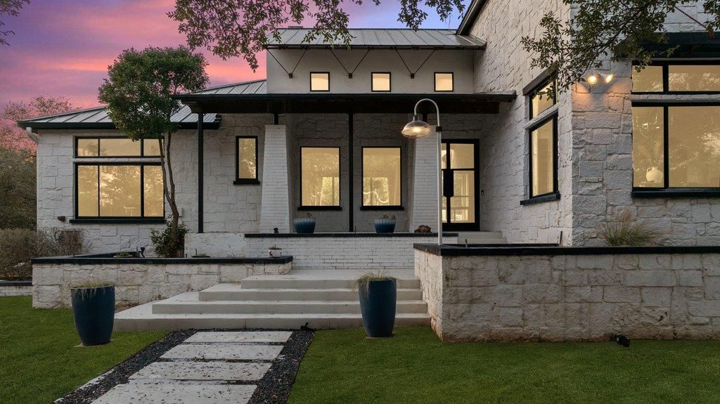 4018 Bee Creek RD, Spicewood, TX 78669