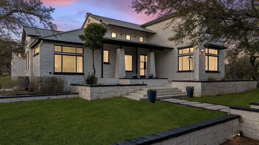 4018 Bee Creek RD, Spicewood, TX 78669