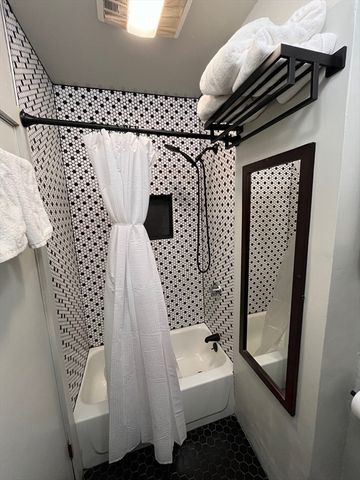 334 Hurley 1, Cambridge, MA 02141