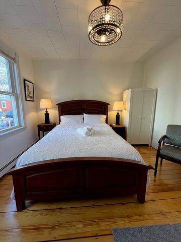 334 Hurley 1, Cambridge, MA 02141