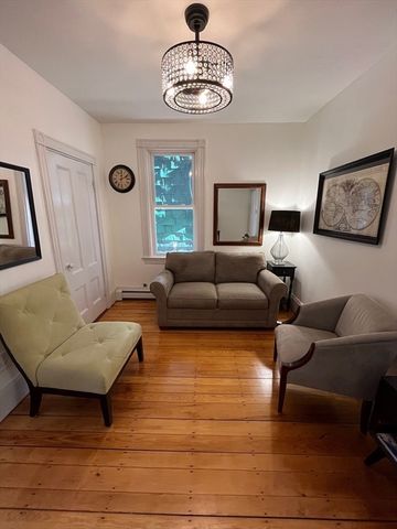 334 Hurley 1, Cambridge, MA 02141