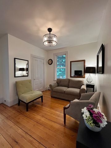334 Hurley 1, Cambridge, MA 02141