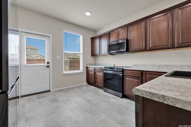 849 Sweetgrass, New Braunfels, TX 78130