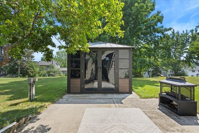 1309 Fremont Court, Burnsville, MN 55306