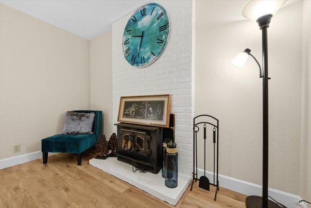 427 Temple Dr, Vacaville, CA 95687