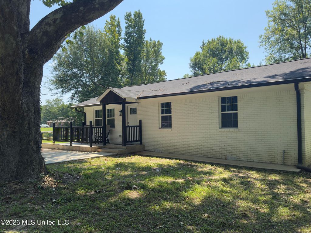 14679 Burton Road, Olive Branch, MS 38654 — photo 2