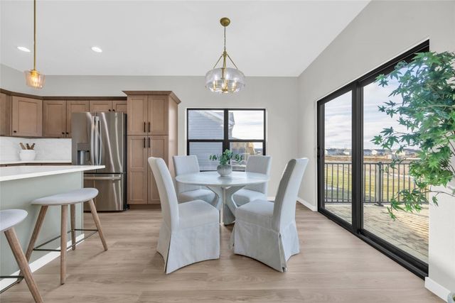 827 Indigo Drive, Palo, IA 52324