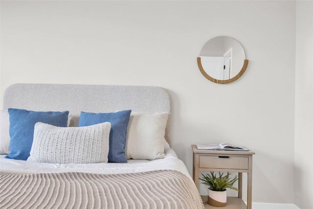 827 Indigo Drive, Palo, IA 52324