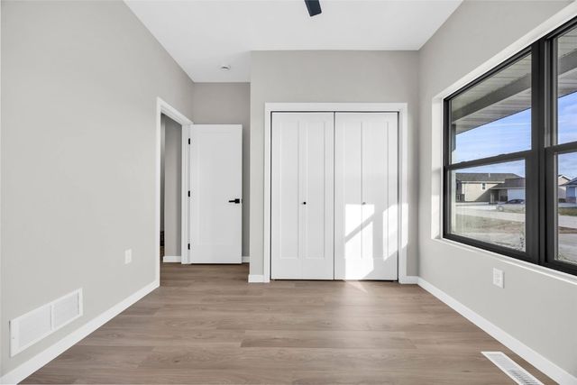 827 Indigo Drive, Palo, IA 52324