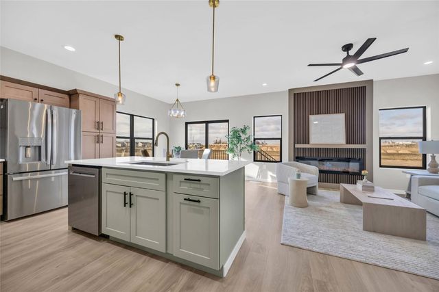 827 Indigo Drive, Palo, IA 52324