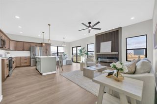 827 Indigo Drive, Palo, IA 52324