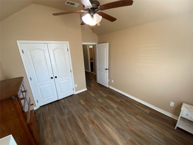 1211 Butterfield Street, Bridgeport, TX 76426