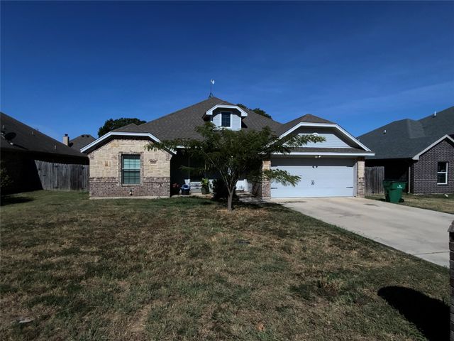 1211 Butterfield Street, Bridgeport, TX 76426