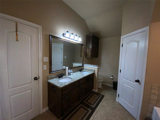 1211 Butterfield Street, Bridgeport, TX 76426