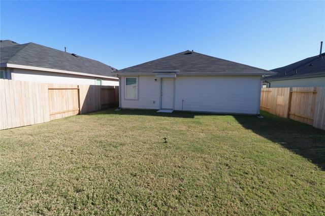 14320 Leafy Willow Drive, Splendora, TX 77372