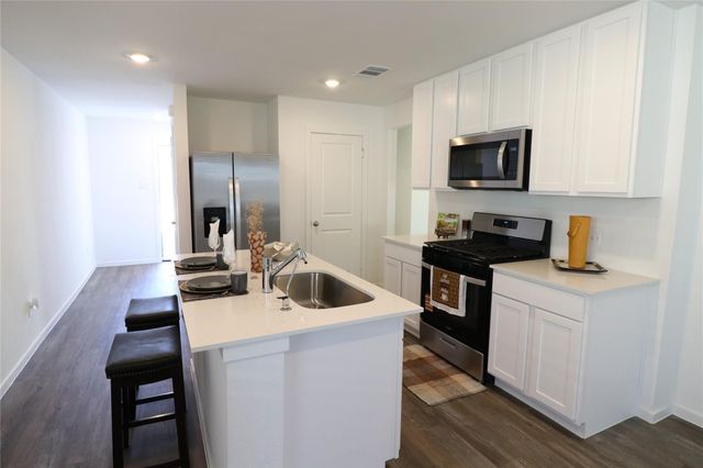 14320 Leafy Willow Drive, Splendora, TX 77372