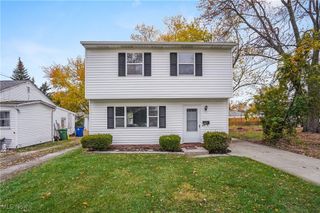 1332 E 348th Street, Eastlake, OH 44095