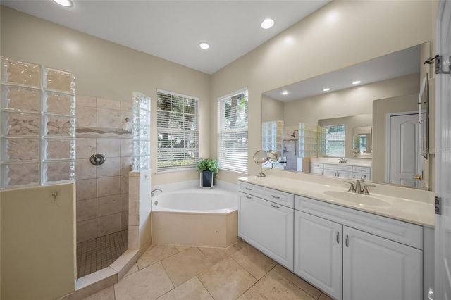 8488 EAGLE PRESERVE WAY, Sarasota, FL 34241