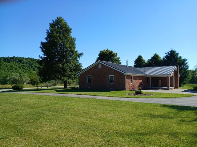3118 Hamilton Valley Road, Crab Orchard, KY 40419