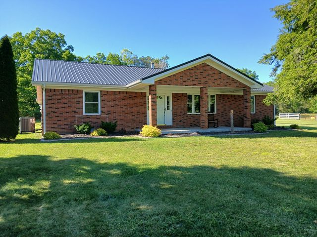 3118 Hamilton Valley Road, Crab Orchard, KY 40419