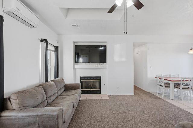 19 Owens Drive, Los Lunas, NM 87031