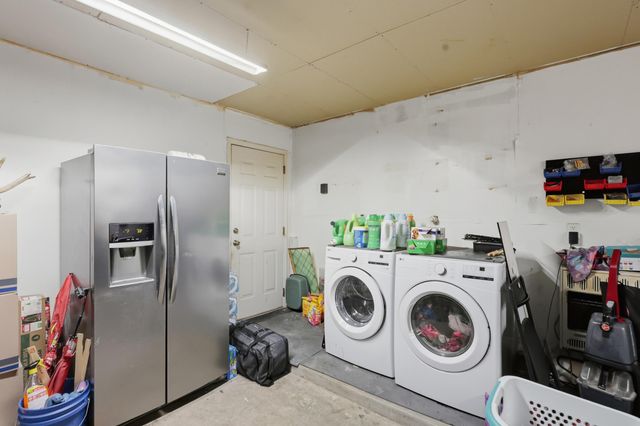 19 Owens Drive, Los Lunas, NM 87031