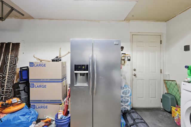 19 Owens Drive, Los Lunas, NM 87031