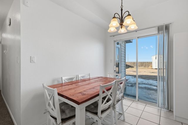 19 Owens Drive, Los Lunas, NM 87031