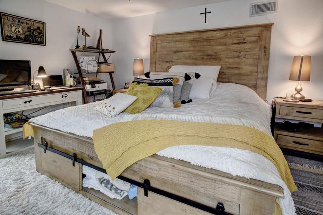 1701 Garfield ST, Bastrop, TX 78602