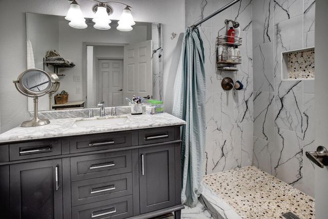 1701 Garfield ST, Bastrop, TX 78602