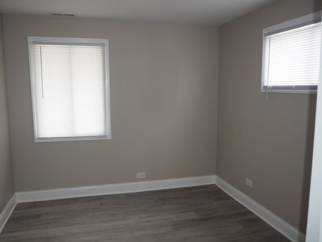 8808 Corcoran Road, Hometown, IL 60456
