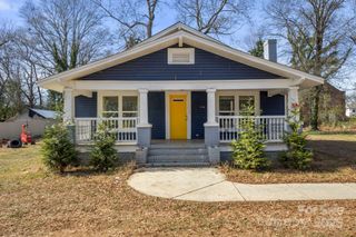 1114 5th Street, Statesville, NC 28677