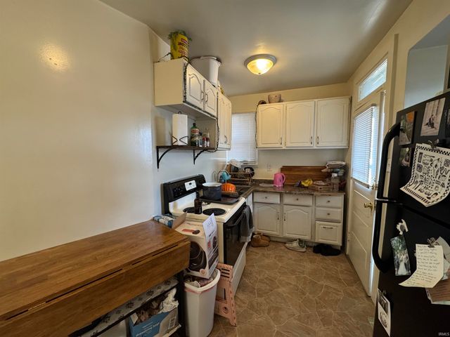 2102 California Avenue, Fort Wayne, IN 46805