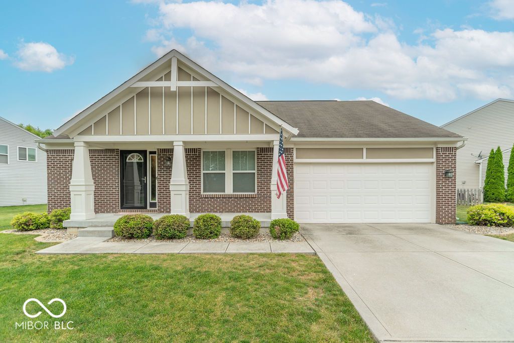 2448 Sandi Drive, Avon, IN 46123