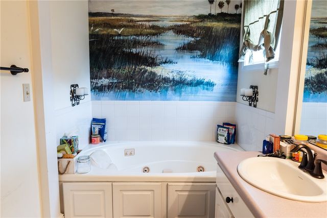 5013 Riverside Drive, Brunswick, GA 31520