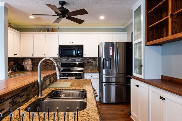 5013 Riverside Drive, Brunswick, GA 31520