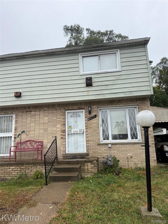 8655 Pembroke Avenue, Detroit, MI 48221